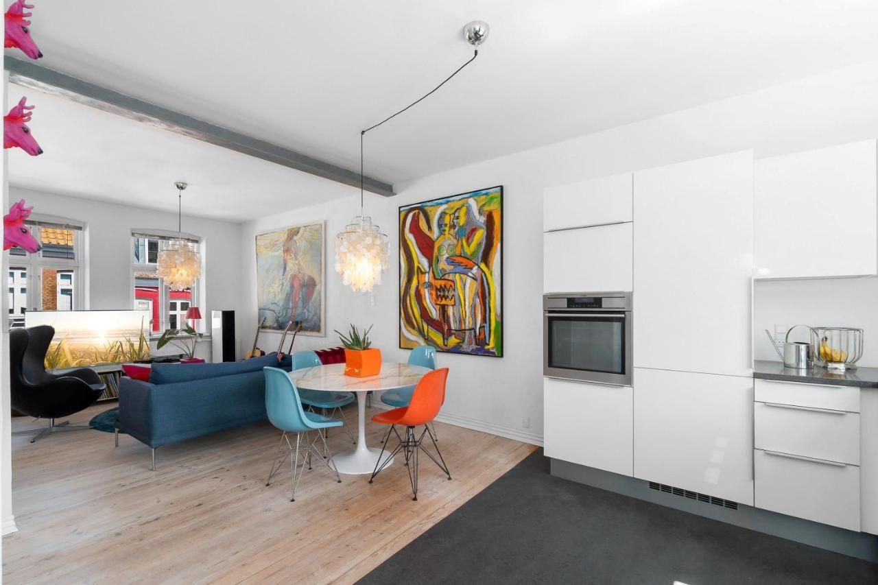 Beautiful Private Apartment, With Garden, Roof Terraze, 150 Square M, 2 Floors, 2 Bedrooms And An Extra Bed In The Livingroom Århus Buitenkant foto