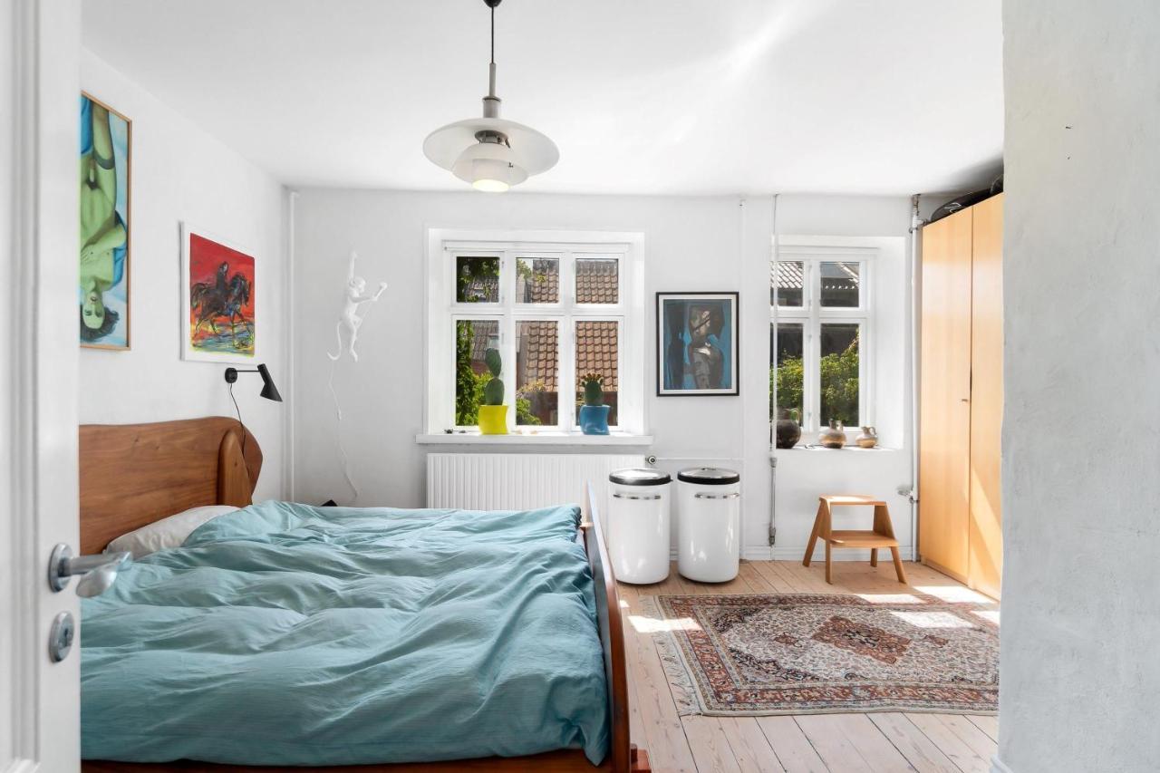 Beautiful Private Apartment, With Garden, Roof Terraze, 150 Square M, 2 Floors, 2 Bedrooms And An Extra Bed In The Livingroom Århus Buitenkant foto